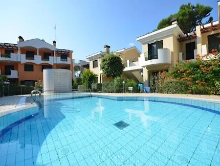 Villaggio Clio Apartman Bibione